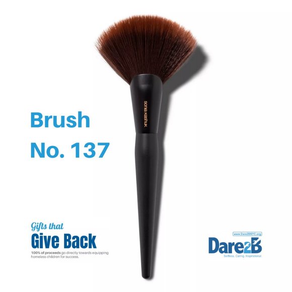 Sonia Kashuk™ Professional Powder Blending Brush - Picture 1 of 2